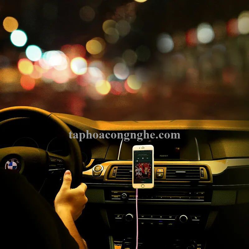 Ugreen 30817 3M màu Hồng Cáp âm thanh 2 đầu 3.5mm dương AV112 30030817